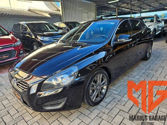 VOLVO S60 2.0 T5 DYNAMIC GASOLINA 4P AUTOMÁTICO VOLVO S60 2.0 T5 DYNAMIC GASOLINA 4P AUTOMÁTICO